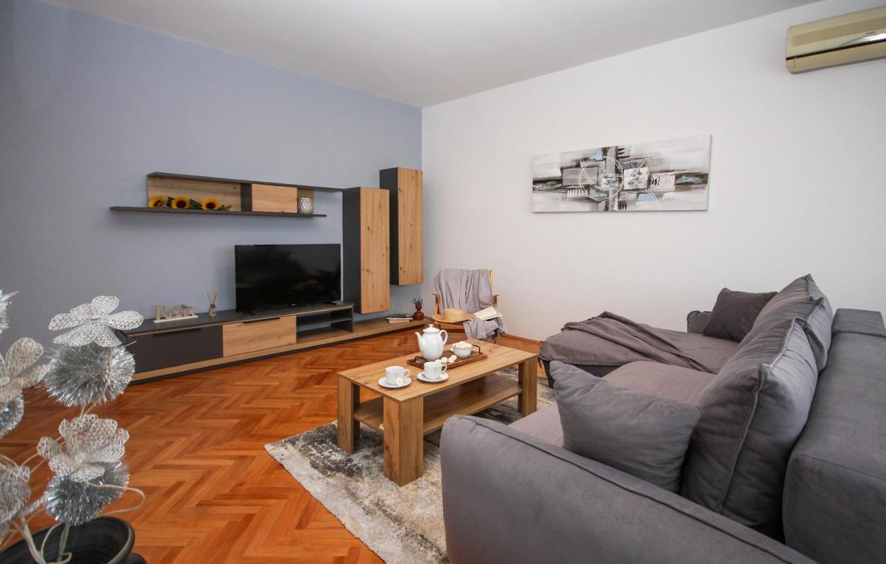 Apartman Nonno Pula Exterior foto